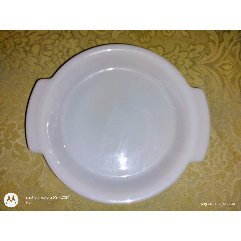 Anchor Hocking Fire-King 9″ White Milk Glass Baking Dish w/ Handles Vintage USA"